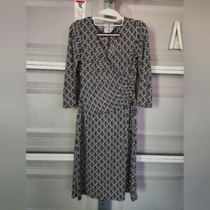 Cinched waist quarter sleeve dress